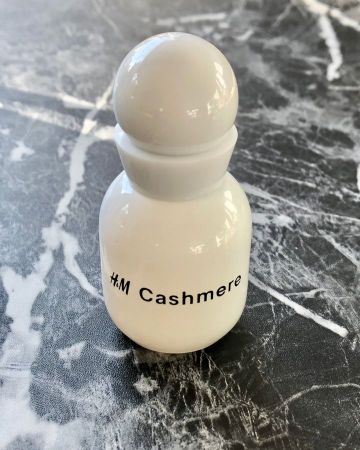 Affordable Beauty Gift Ideas For Christmas: H&M Cashmere eau de toilette 20ml modern feminine scent with powdery and musky notes